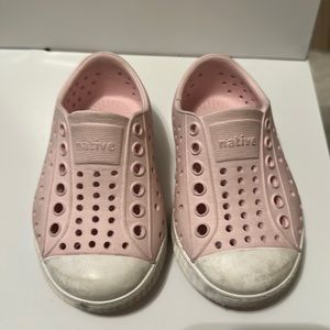 Native light pink water shoes size 5 used.